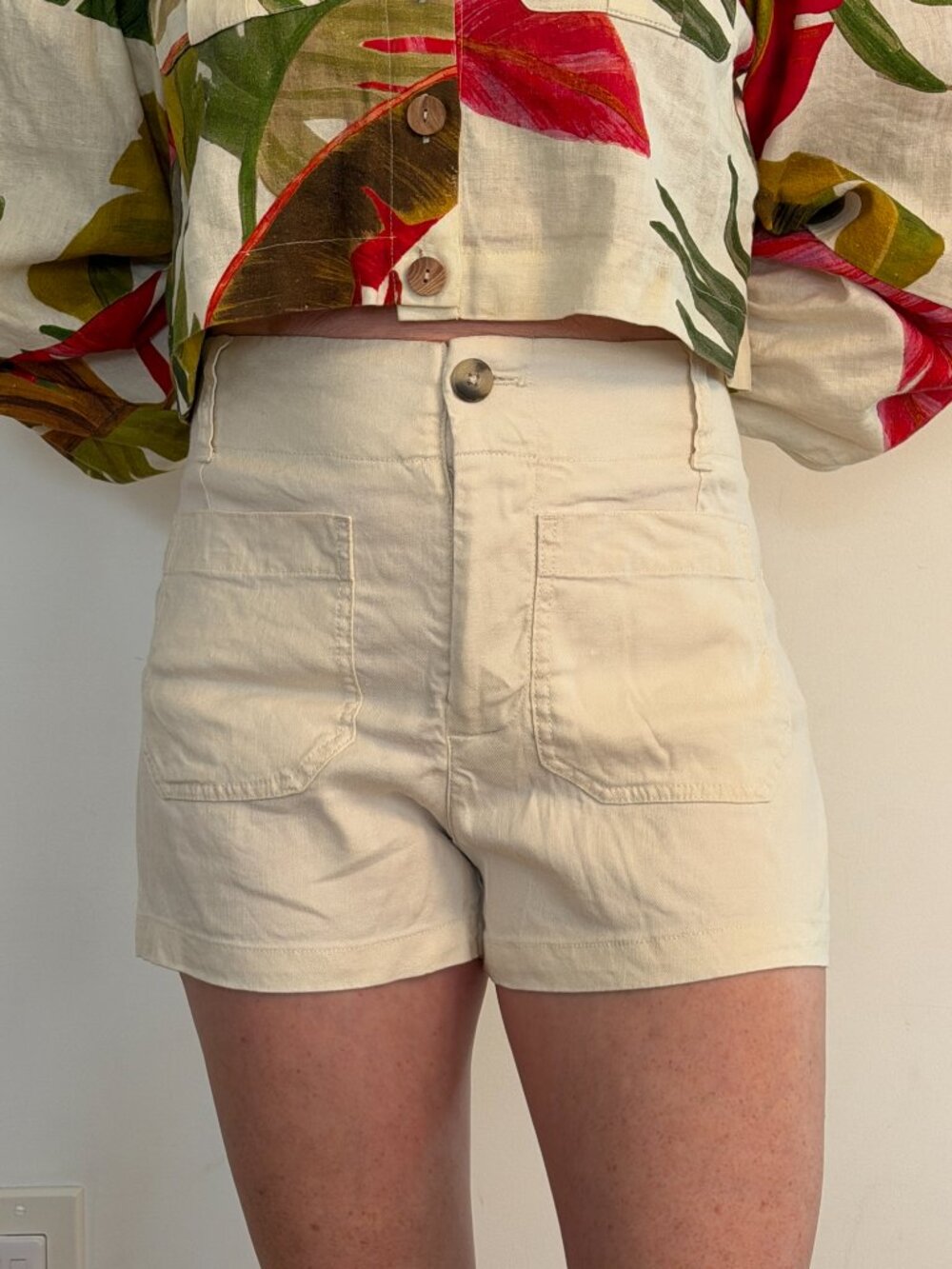 Maeve Colette Linen Stretch High-Rise Shorts - Picture 2 of 2